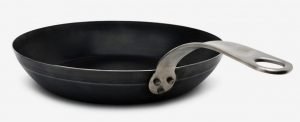 Read more about the article Blue Carbon Steel Pan Review 2021