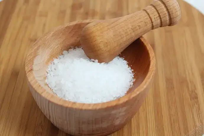 Mix a Little Amount of Salt
